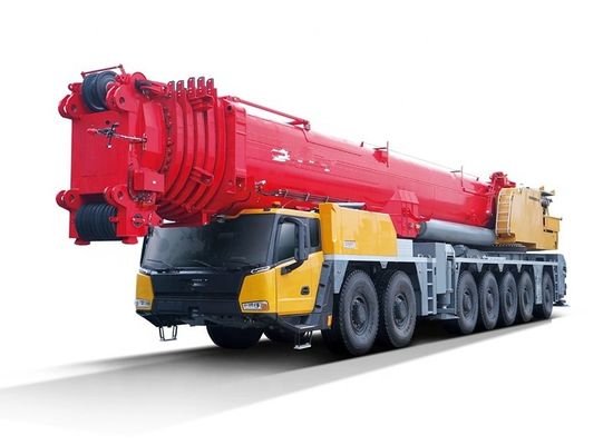 Equipamento de construção de guindastes móveis de caminhões de 25 toneladas com capacidade de tanque de combustível de 400-500L