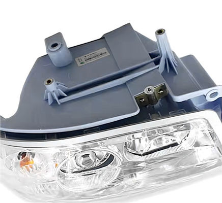 Sinotruk Howo Shacman C7H Peças sobressalentes de caminhão 812W25101-6002 Luz frontal direita Farol para substituição