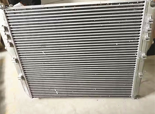 Peças sobressalentes de camião Shacman Intercooler Assembly DZ9X259531004 para camião X6000/X3000/F2000/F3000
