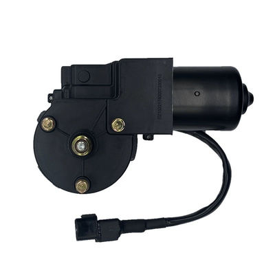 Caminhão Trator Pesado com Capacidade de Combustível de 600L e 300L, Torque Máximo de 1500 N.m e Capacidade do Eixo Dianteiro de 7 toneladas e 9 toneladas